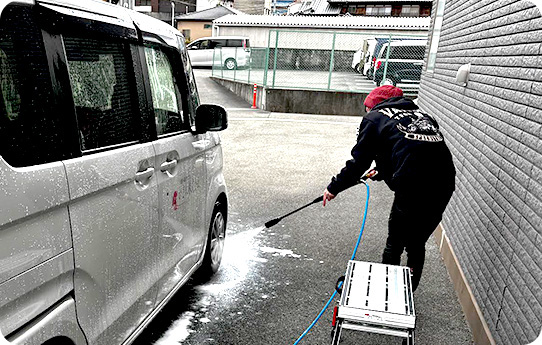 就労継続支援B型Hopeの洗車作業